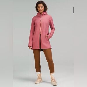 Lululemon RepelShell Rain Jacket - size 8